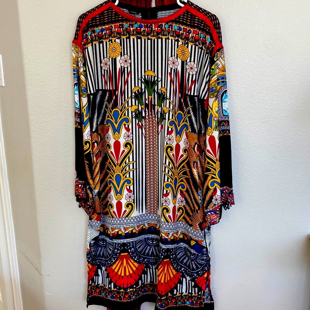 Sapphire silk kurta. (Pakistani)
